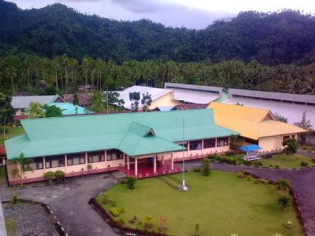 Hadapi UN SMKN 3 Tahuna Gelar Doa Bersama